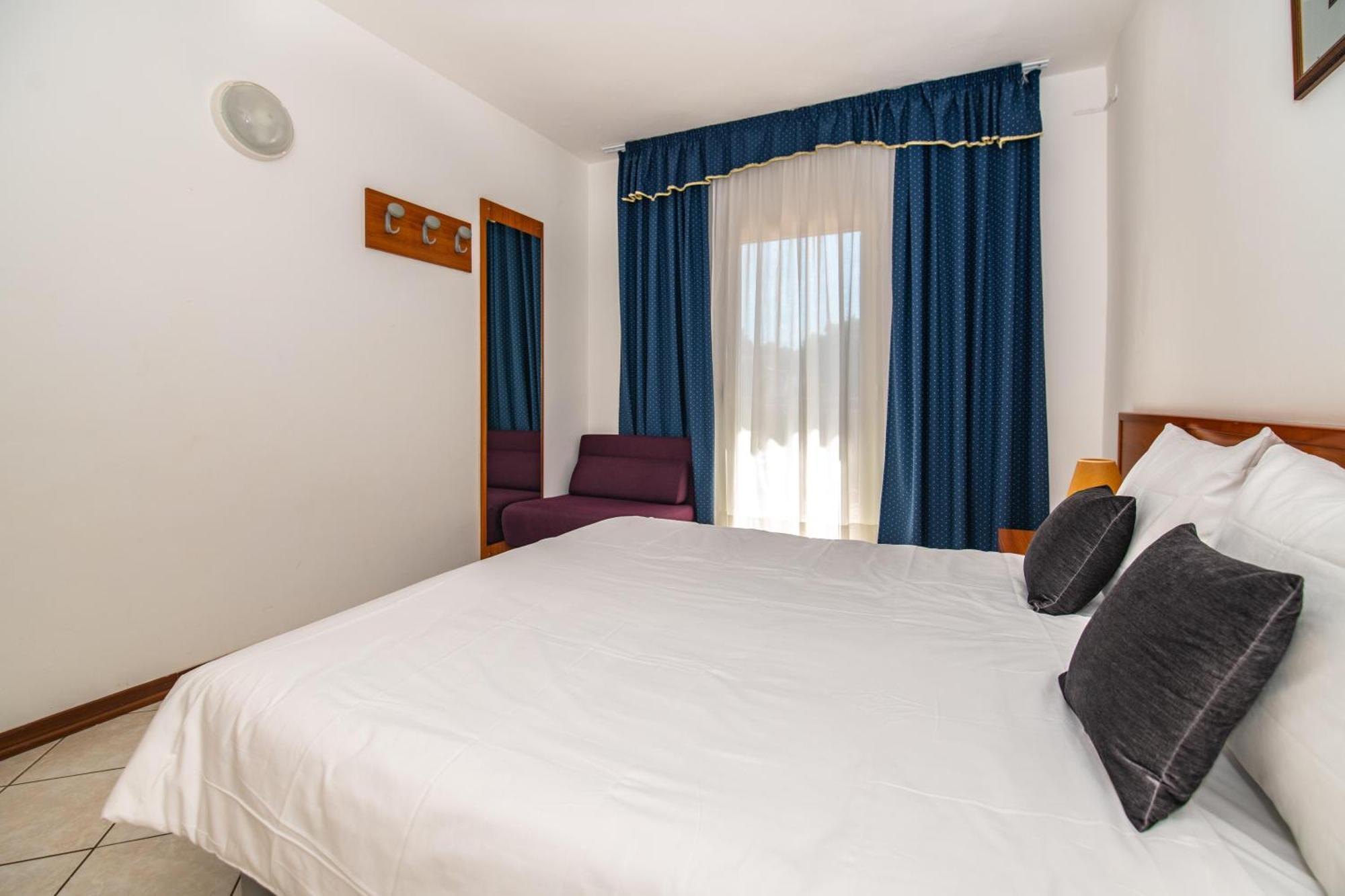 Ai Pini Medulin Resort Екстер'єр фото