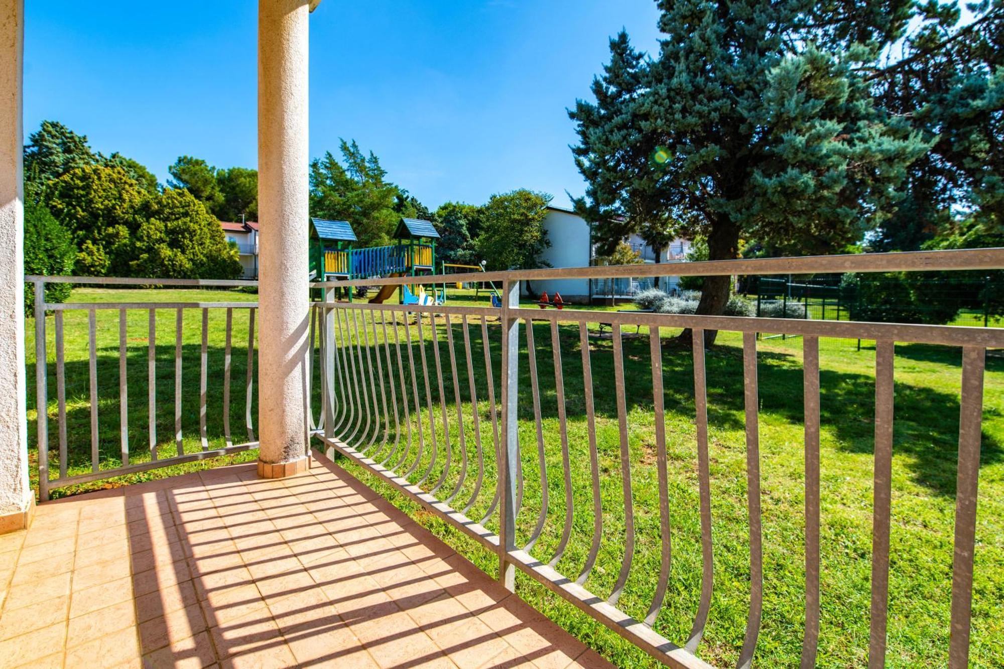 Ai Pini Medulin Resort Екстер'єр фото
